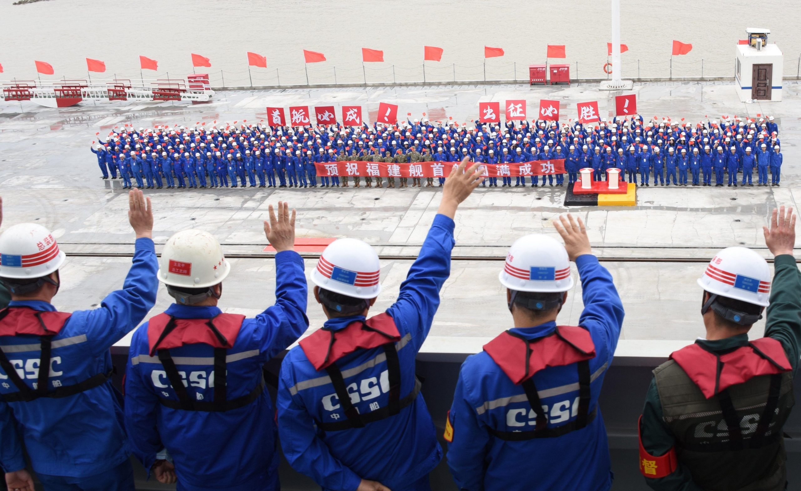Una ceremonia colorida marcó el inicio de las pruebas en el mar en Shanghái
